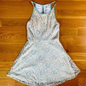 Floral lace dress ✨